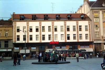 Trg Slobode 1988.jpg